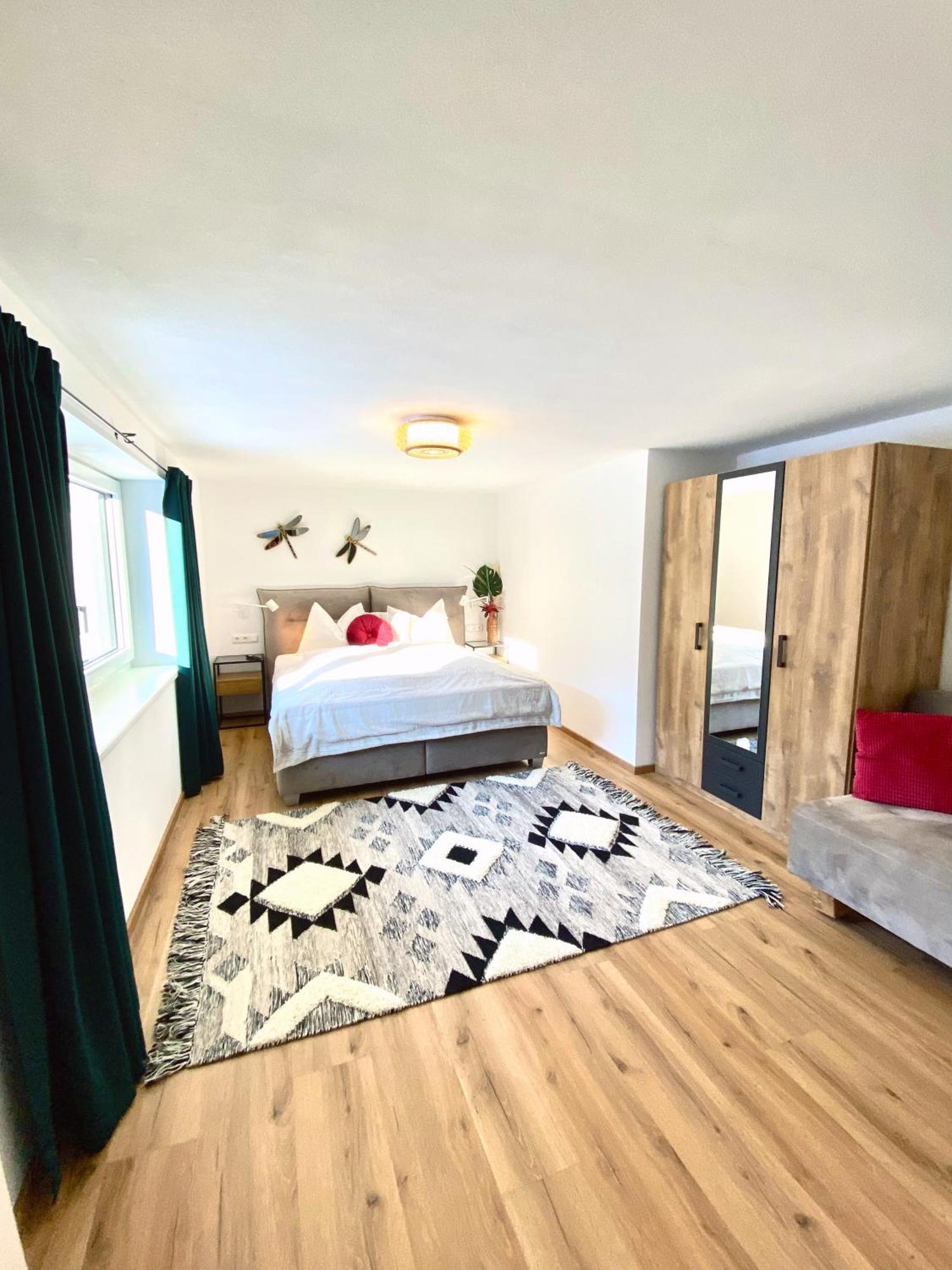 Goldspecht - Boho Appartements Saalbach-Hinterglemm Bagian luar foto